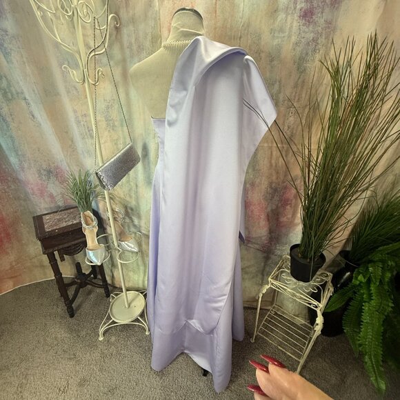 📌David's Bridal Strapless Side Drape & Brooch Satin Bridesmaid Prom Gown Scarf - Picture 4 of 16